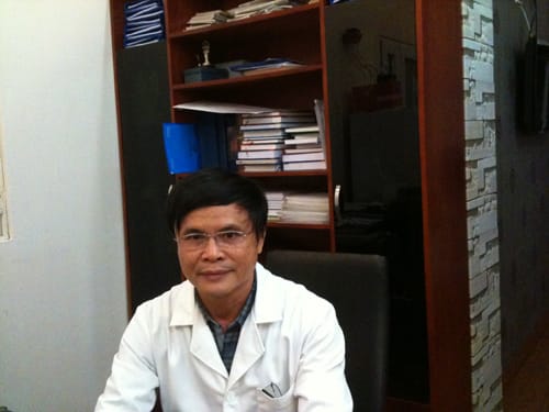 [:vi]Lê Vương Văn Vệ: Người có duyên với “công nghệ” sinh con[:]