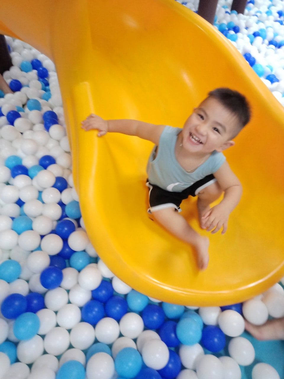 CON LÀ NGUỒN SỐNG CỦA BA MẸ