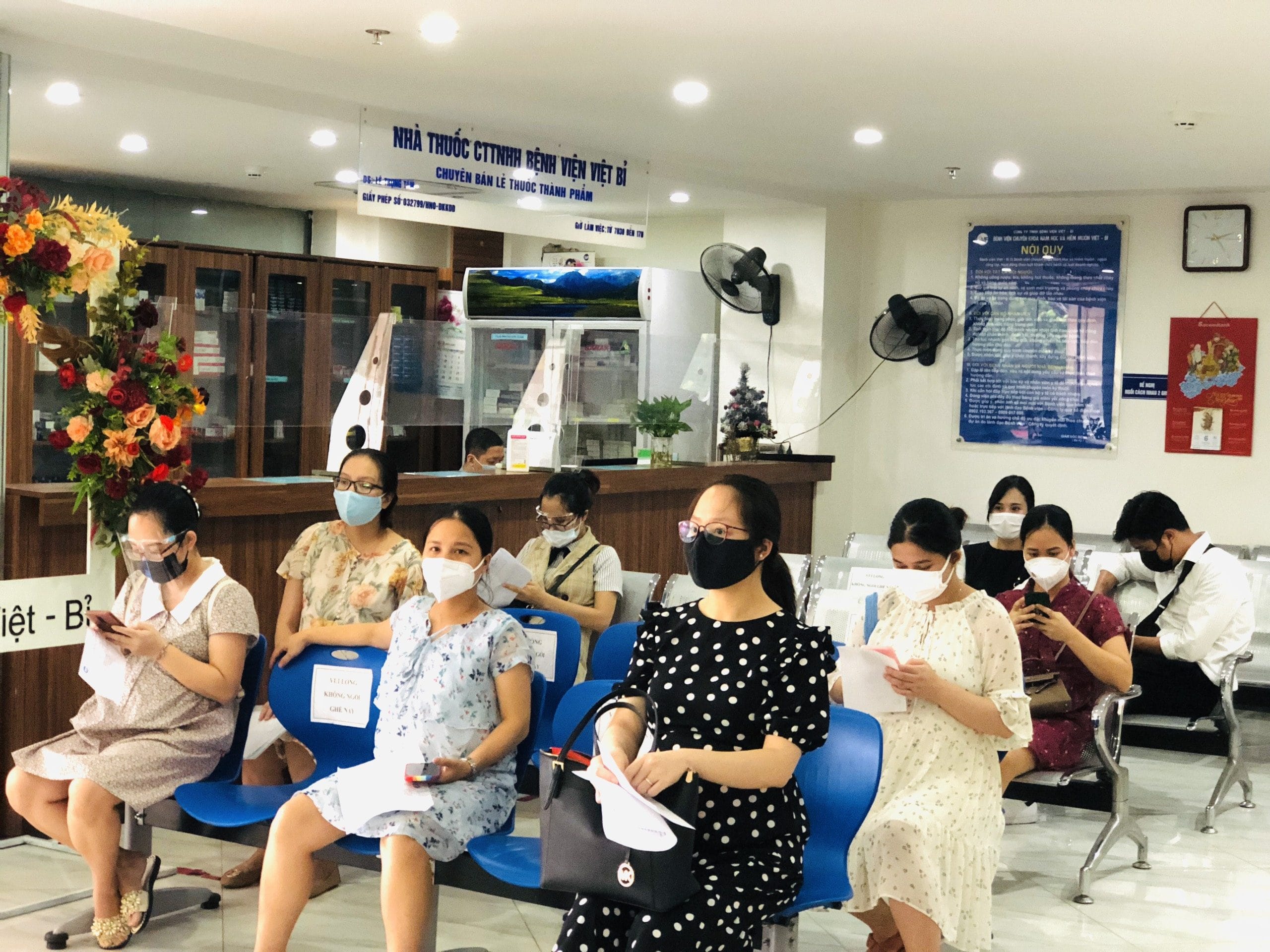 BỆNH VIỆN VIỆT BỈ TIÊM VẮC XIN PHÒNG COVID 19 CHO PHỤ NỮ MANG THAI