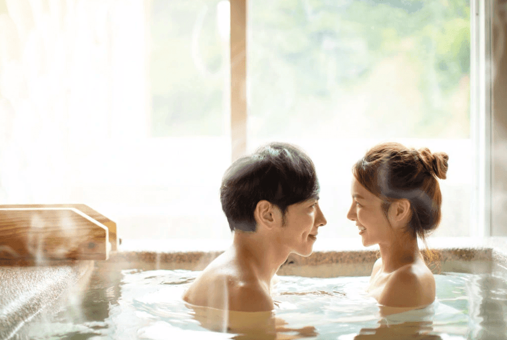 “YÊU” DƯỚI NƯỚC – NÊN HAY KHÔNG?