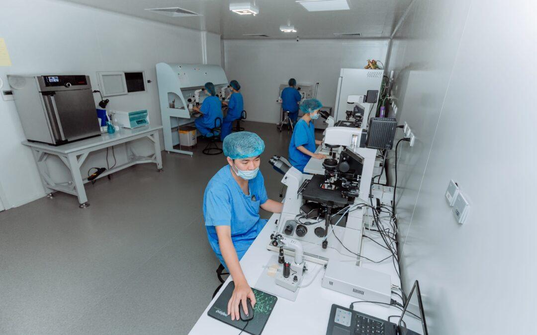 KỸ THUẬT ĐIỀU TRỊ VÔ SINH, HIẾM MUỘN Ở VIỆT NAM HÚT BỆNH NHÂN NƯỚC NGOÀI